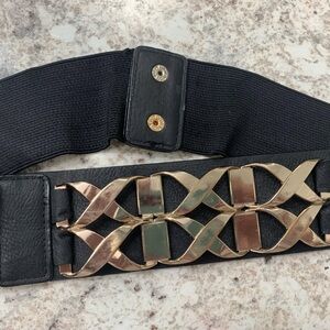 Elastic Belt‎ With Metal X’s Designs and Snap Closure 28”
